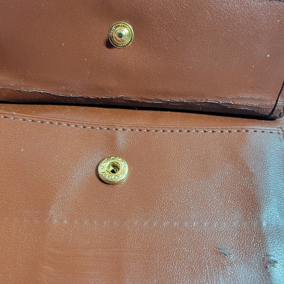 Etienne Aigner Vintage Leather Wallet - Picture 12 of 16